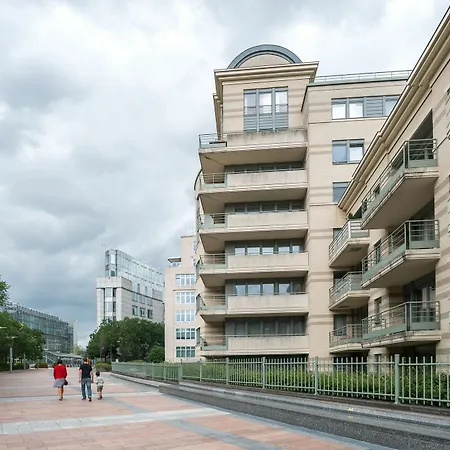 Apartment Sweet Apartments-eu Parliament *