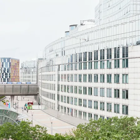 Sweet Apartments-eu Parliament *